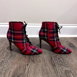 Size 8 Gianni Bini red tartan heeled boots. NWOB. Never worn. Originally $120.
